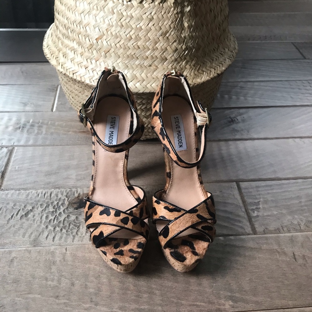 STEVE MADDEN LEOPARD HEELS